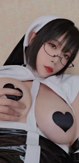 亚洲二区在线播放